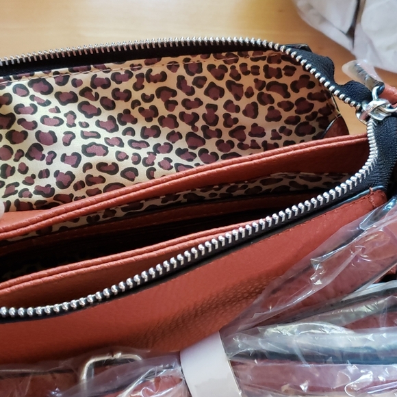 🌻🌱Vegan leather purse - Picture 10 of 14